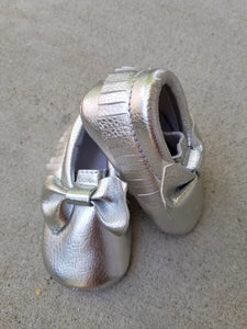 Silver Moccs