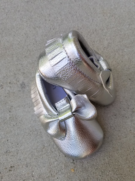 Silver Moccs